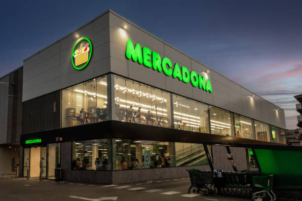 Trabajos de IET en centros comerciales y retail